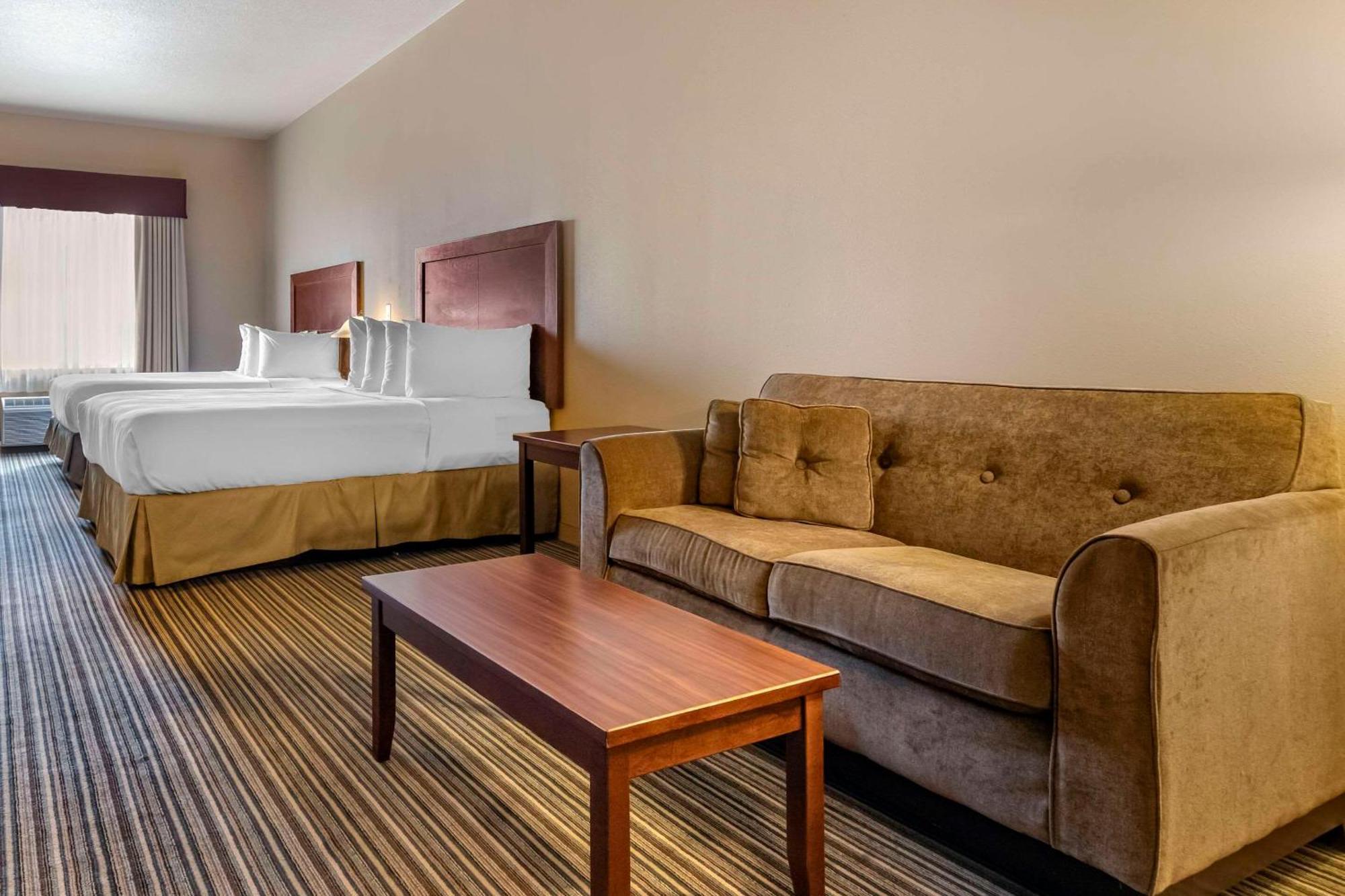 Quality Inn & Suites Rimbey Exterior photo